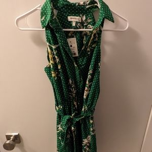 Monteau green dress with white and yellow flowers - size S